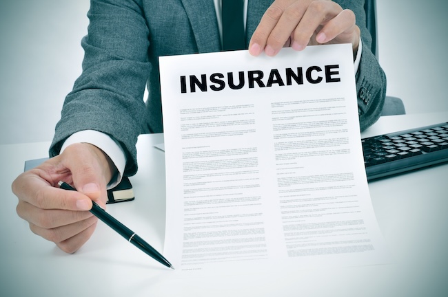 insurnacecompanies after a truck accident and how to deal with them
